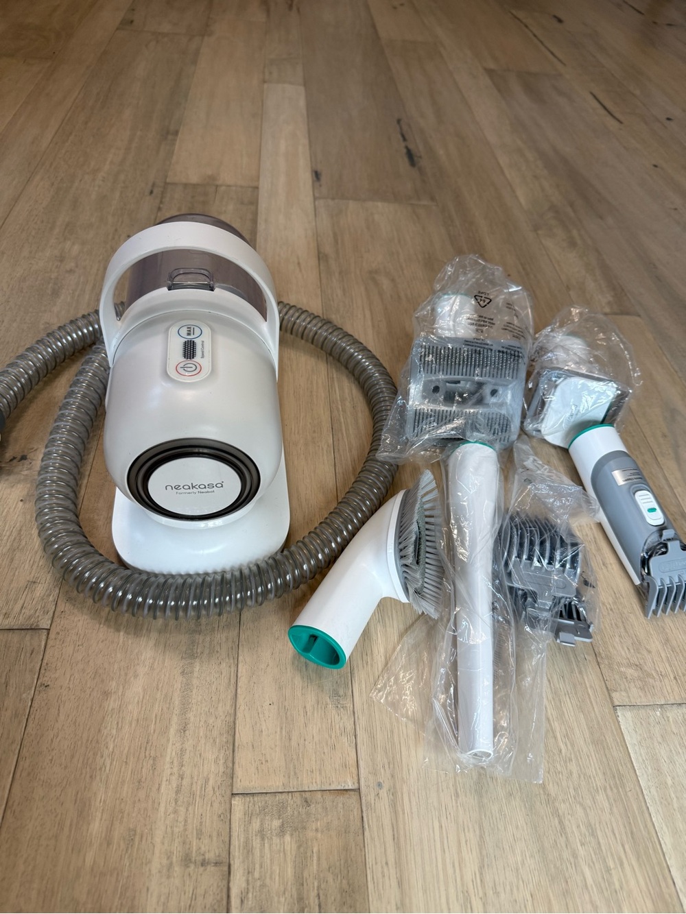 Neakasa P1 Pro Dog Grooming Vacuum